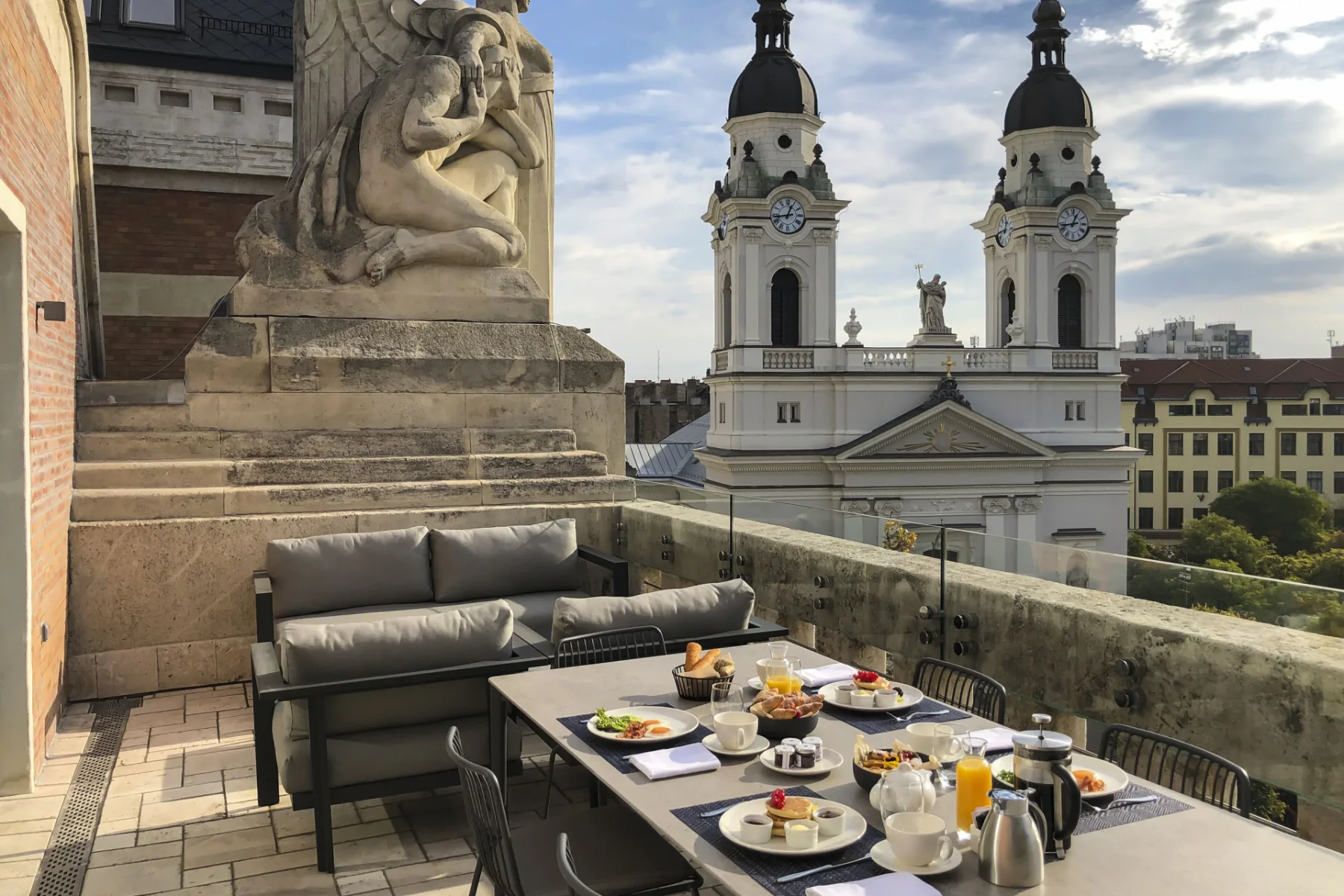 Kozmo Hotel Suites & Spa — b007af39