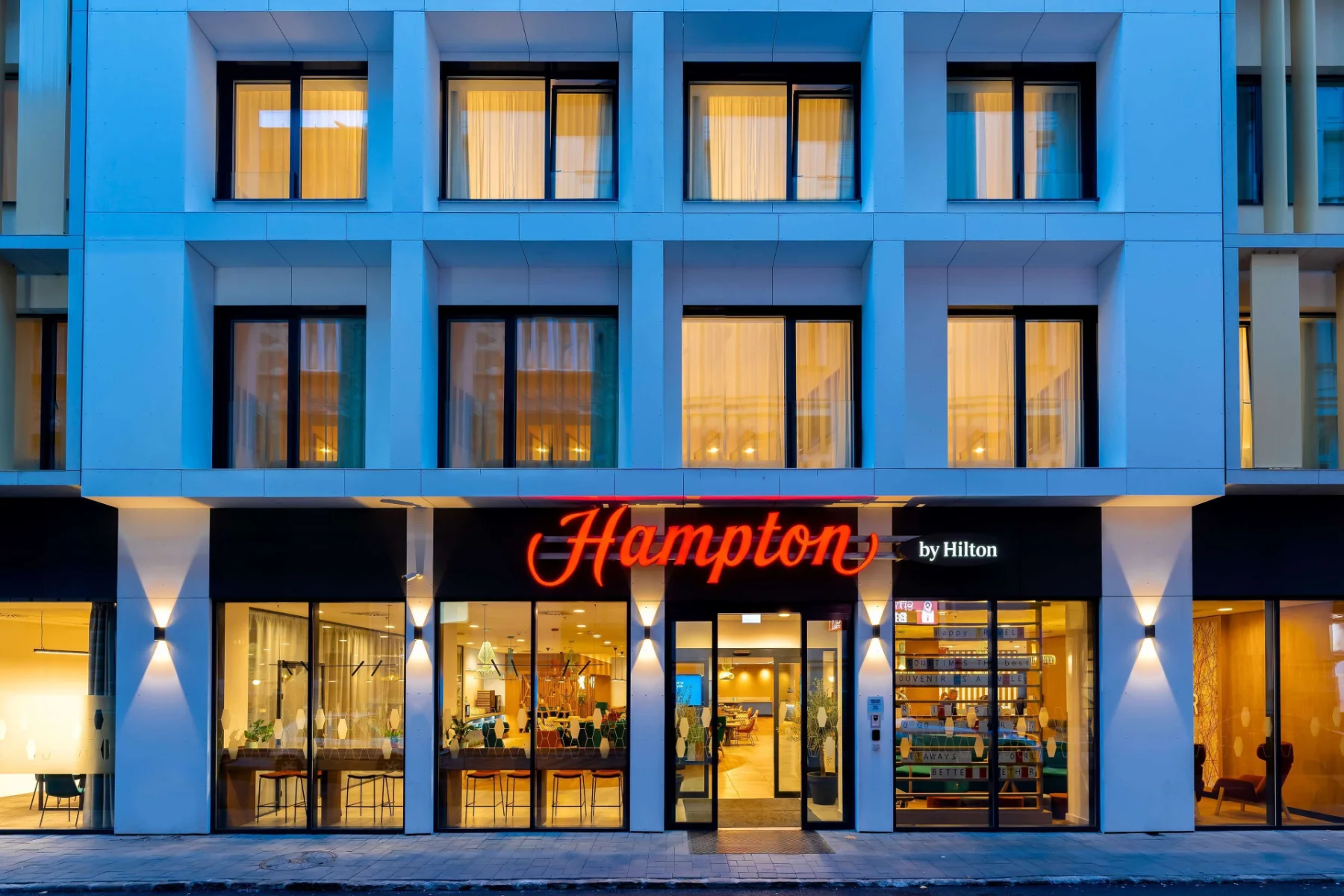Hampton by Hilton Budapest City Centre — 9b5c931e