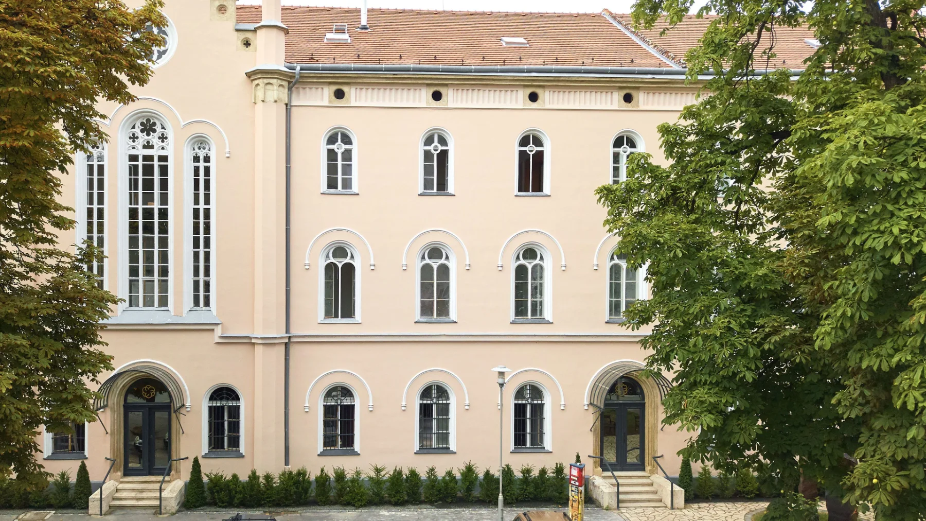 Monastery Boutique Hotel Budapest — 29109f35